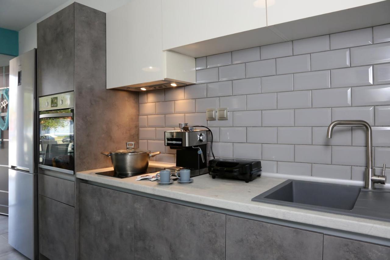 Street 90 Luxury Apartment Keramoti  Ngoại thất bức ảnh
