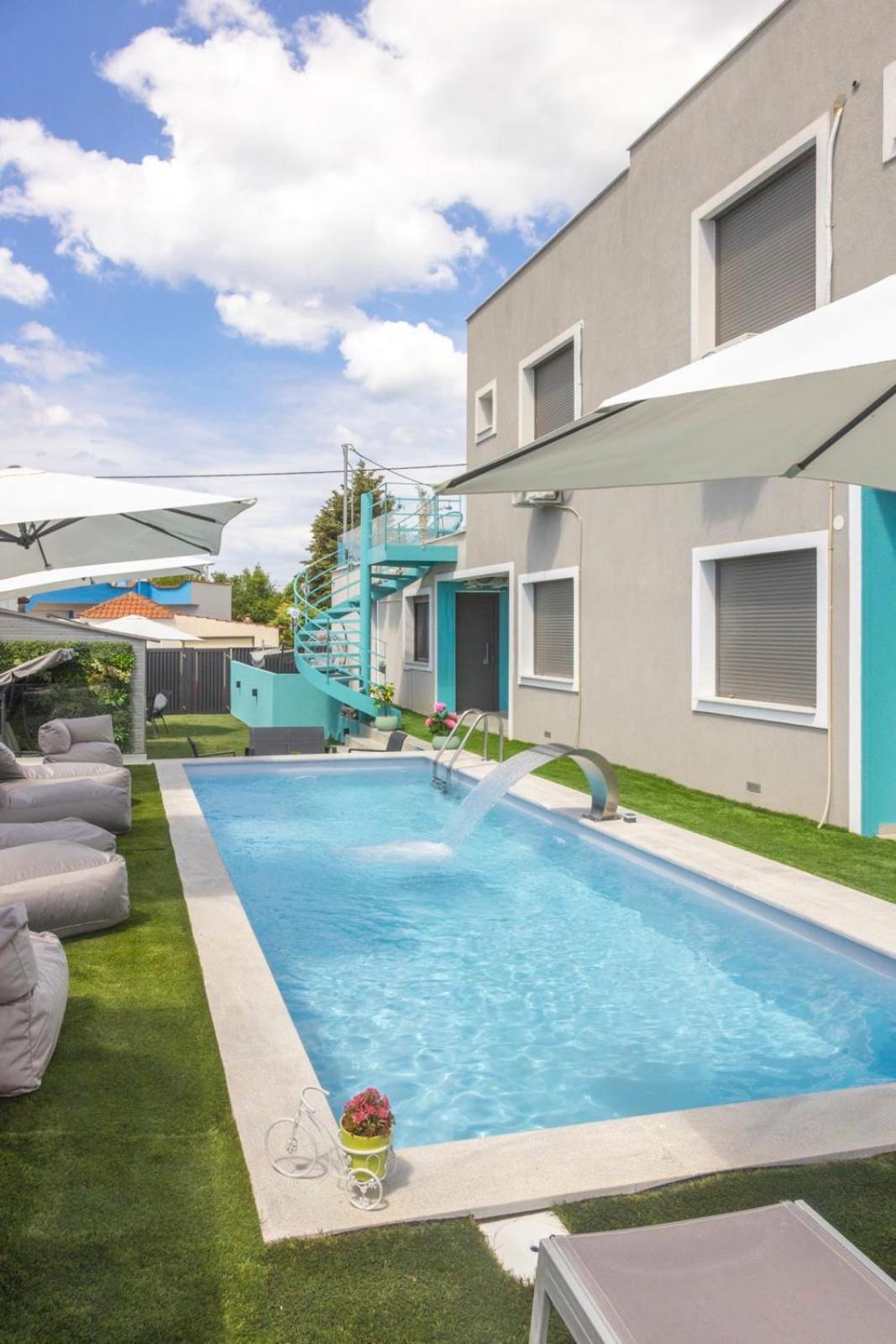 Street 90 Luxury Apartment Keramoti  Ngoại thất bức ảnh